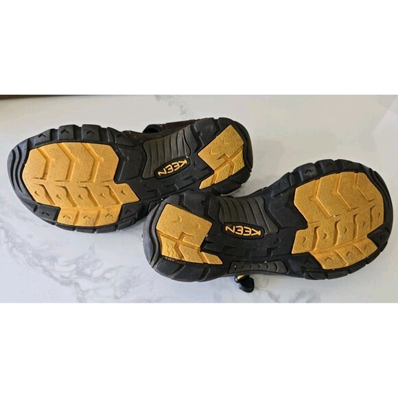Mens KEEN Newport Hydro-M Sandals Water Shoes Waterproof BISON/WET SAND -Size 10 main image 6